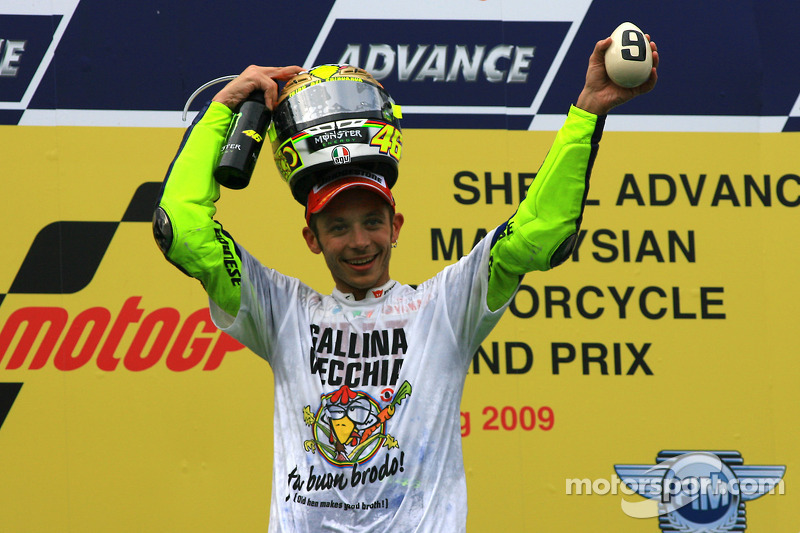 Podium: 2009 MotoGP-kampioen Valentino Rossi, Fiat Yamaha Team viert zijn titel
