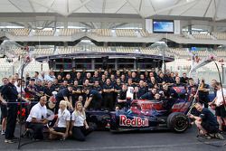 Foto del equipo Scuderia Toro Rosso, Franz Tost, Scuderia Toro Rosso, jefe de equipo, Sebastien Buem