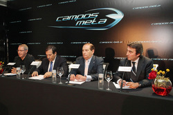Adrian Campos habla en la conferencia de prensa