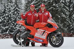 Nicky Hayden and Casey Stoner present the new Ducati Desmosedici GP10